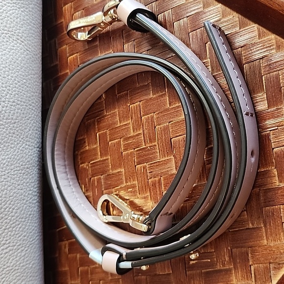 Michael Kors Leather Pink & Cream Shoulder Bag - Picture 5 of 12